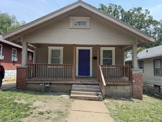 property at 5405 Olive St