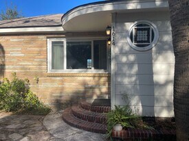 1614 E 50th St in Savannah, GA - Building Photo