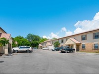 Eden Manor in Pascagoula, MS - Foto de edificio - Building Photo