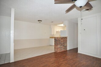 108 Navajo Dr in Keller, TX - Building Photo - Building Photo