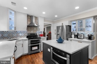 7020 Venus Ct in Haymarket, VA - Building Photo - Building Photo