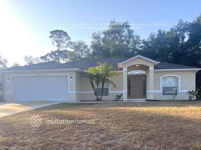 property at 2671 Escambia Cir