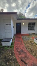 15120 SW 87th Ave in Palmetto Bay, FL - Building Photo - Building Photo