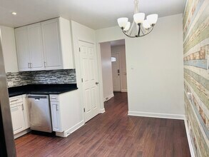 4531 S Lawler Ave in Chicago, IL - Building Photo - Building Photo