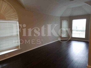 707 Geary Dr in Rockwall, TX - Building Photo - Building Photo