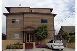 The Flats on 21st Street in Los Angeles, CA - Building Photo - Building Photo