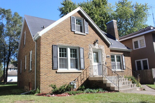 1018 S Evergreen Ave in Kankakee, IL - Building Photo