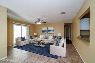 6942 Saharastone Dr in Converse, TX - Building Photo - Building Photo