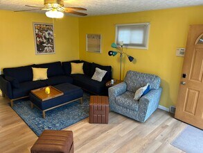 3765 Edgewater Dr in Vermilion, OH - Building Photo - Building Photo