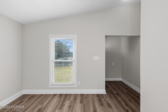 135 Twinwood Dr in Jacksonville, NC - Building Photo - Building Photo