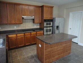 238 Larktree Ln in Fuquay Varina, NC - Building Photo - Building Photo