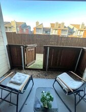 4748 Old Bent Tree Ln, Unit 701 in Dallas, TX - Foto de edificio - Building Photo
