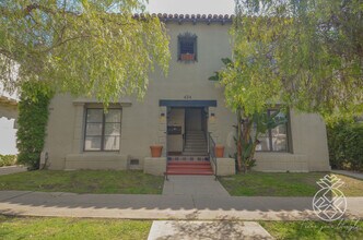 424 N Ogden Dr in Los Angeles, CA - Building Photo - Building Photo
