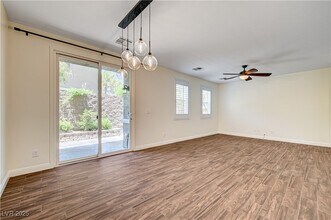 25 Lone Cove Ct in Las Vegas, NV - Building Photo - Building Photo