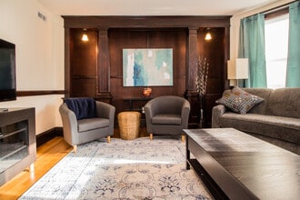 30 Clay St, Unit 3 in Cambridge, MA - Building Photo - Building Photo