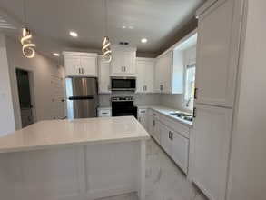 1706 Violet Dr in Pharr, TX - Building Photo - Building Photo