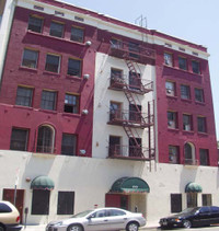 610 S Coronado St in Los Angeles, CA - Foto de edificio - Building Photo