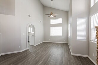 5301 White Coyote Pl in Las Vegas, NV - Building Photo - Building Photo
