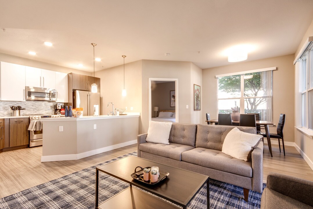 1263 Lakeside Dr in Sunnyvale, CA - Building Photo