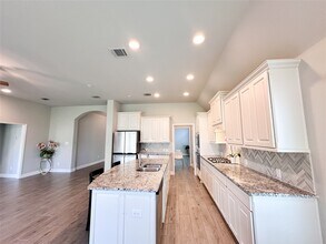 15 Eden Hollow Ln in Richmond, TX - Foto de edificio - Building Photo