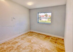 5174 NE 6th Ave, Unit 522 in Oakland Park, FL - Building Photo - Building Photo