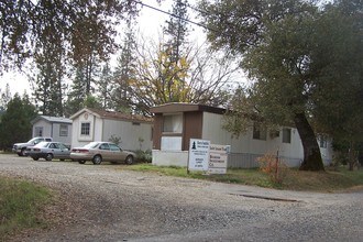 9372 Rices Texas Hill Rd in Oregon House, CA - Foto de edificio - Building Photo