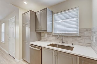 1705 E 14th St in Austin, TX - Building Photo - Building Photo