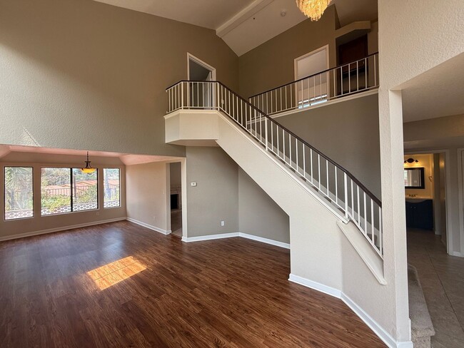 1247 Rio Way in Vista, CA - Building Photo - Building Photo