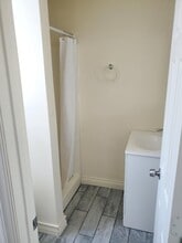 596 Friendly Ln in Crestline, CA - Building Photo - Building Photo