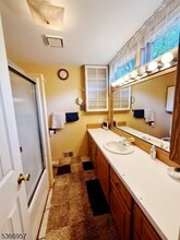 7 Cole Ave in Montville, NJ - Building Photo - Building Photo