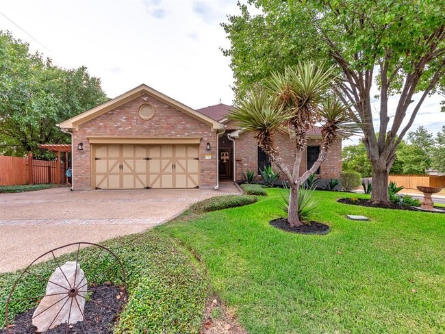 property at 1900 Red Rock Dr