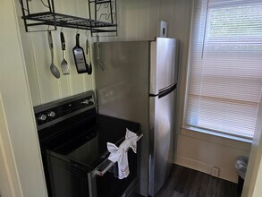 83 Rocky Slope Rd in Greenville, SC - Building Photo - Building Photo