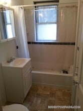 1615 Commonwealth Ave in Boston, MA - Building Photo - Building Photo