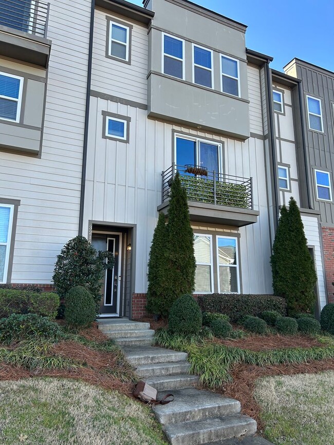 3216 Moss Ln in Charlotte, NC - Foto de edificio - Building Photo