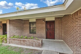 17 South Dr in Pharr, TX - Building Photo - Building Photo