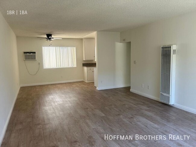 property at 5130 Yarmouth Ave