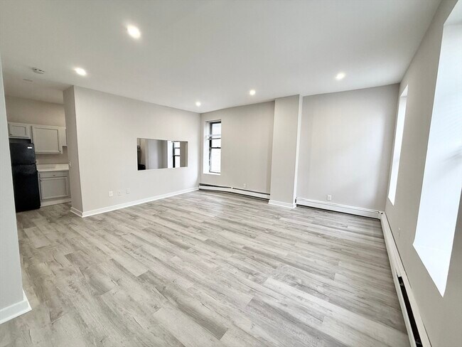 9 Ruggles St in Boston, MA - Building Photo - Building Photo