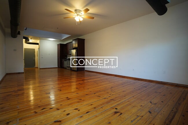 600 Columbia Rd, Unit 27 in Boston, MA - Building Photo - Building Photo