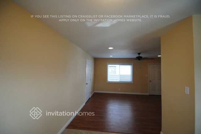 1018 W G St in Los Angeles, CA - Foto de edificio - Building Photo