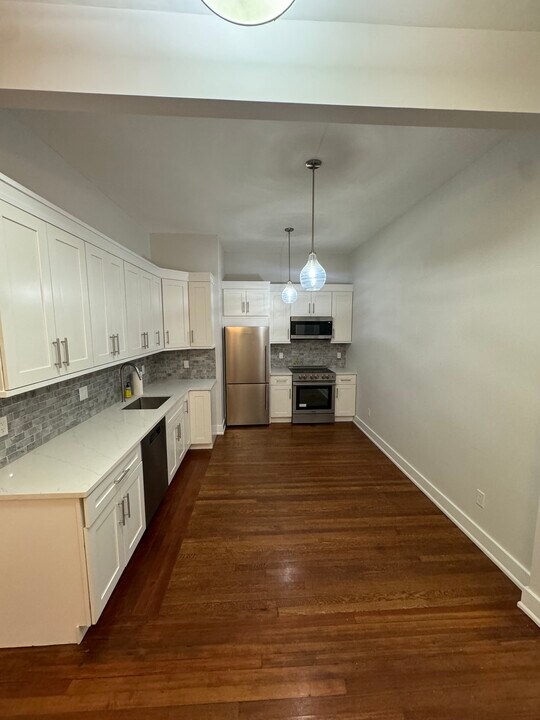 259 Mamaroneck Ave, Unit 1 in Mamaroneck, NY - Building Photo