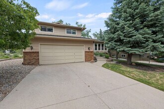 175 Del Oro Cir in Colorado Springs, CO - Building Photo - Building Photo