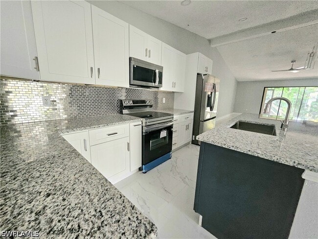 17743 Port Boca Ct in Ft. Myers, FL - Building Photo - Building Photo