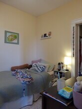 828 Parker St, Unit 3 in Boston, MA - Foto de edificio - Building Photo