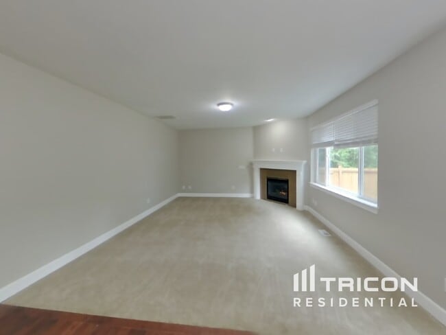 16718 16th Ave E in Spanaway, WA - Building Photo - Building Photo