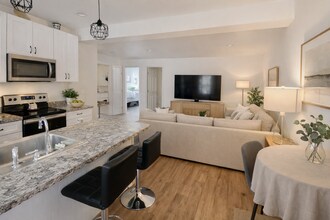 18417 York Rd, Unit 1NS in Parkton, MD - Foto de edificio - Building Photo