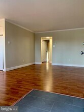 810 N Forklanding Rd-Unit -213 in Maple Shade, NJ - Foto de edificio - Building Photo