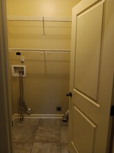 1007 Meriweather Dr in Calera, AL - Building Photo - Building Photo