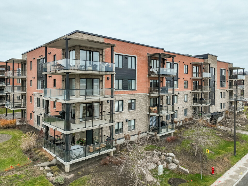 109 Des Pionnières-De-Beauport Rue in Québec, QC - Building Photo