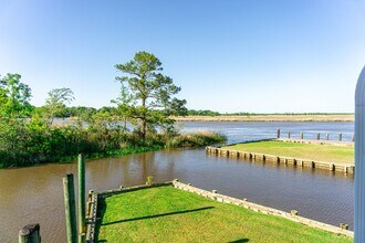 1102 Stanfield Point Rd in Gautier, MS - Building Photo - Building Photo