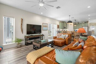 456 Paradise Pointe Dr in Port Aransas, TX - Building Photo